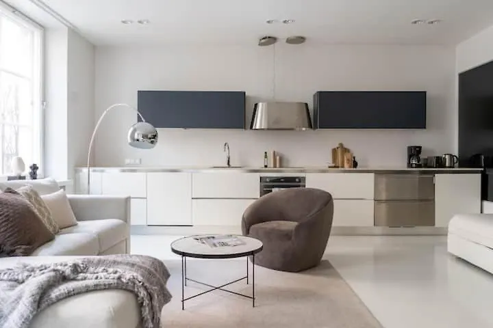 Spacious And Central Apartment With Private Sauna Helsinki